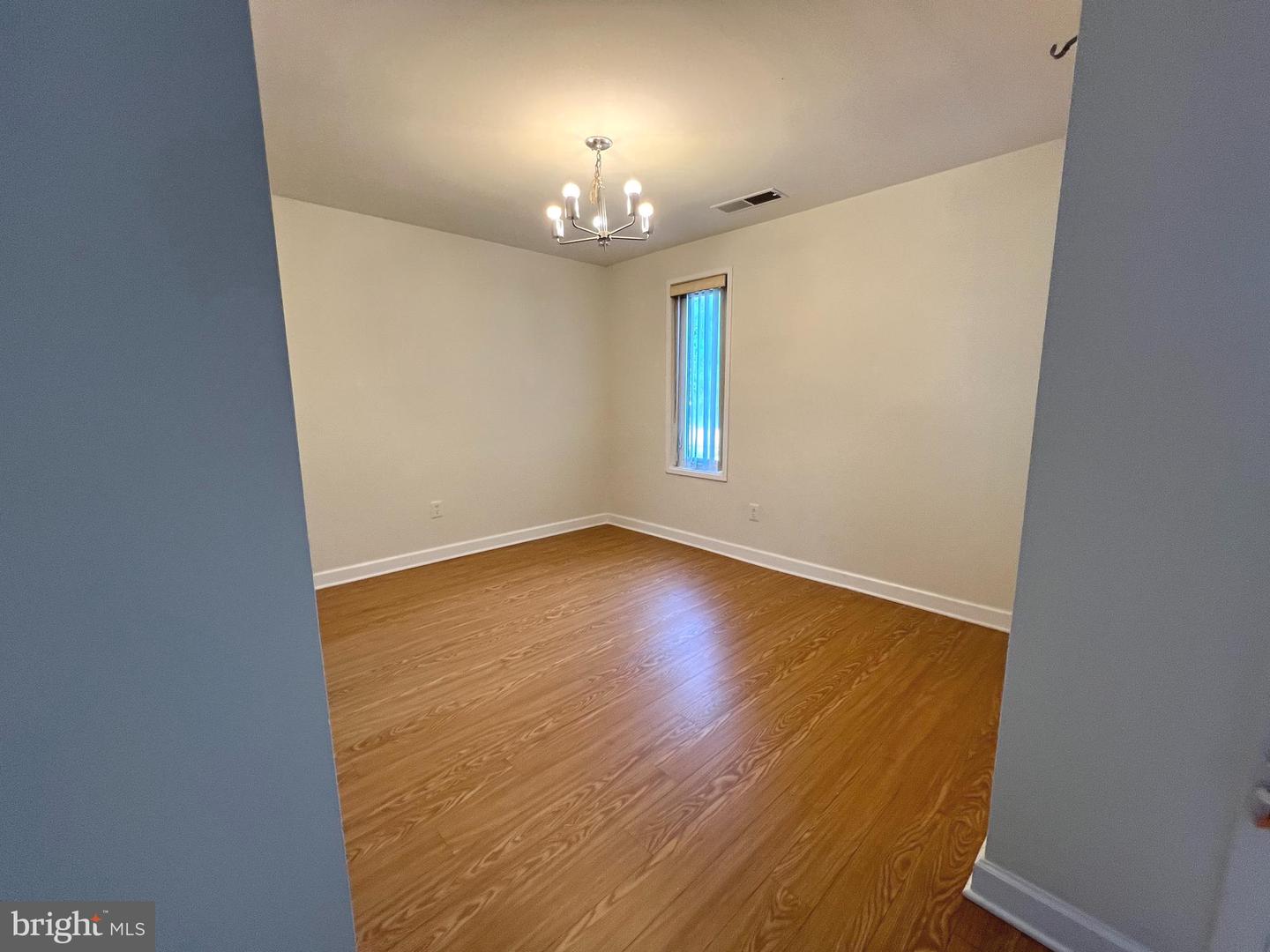 527 Florida Ave #103 Property Photo 10