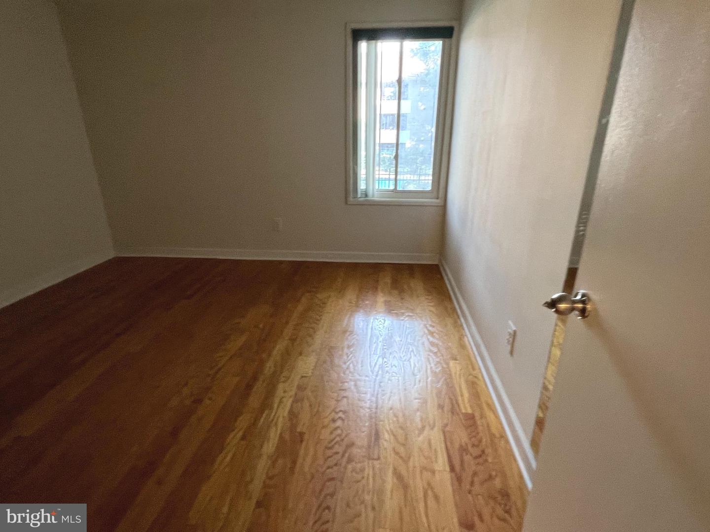 527 Florida Ave #103 Property Photo 12