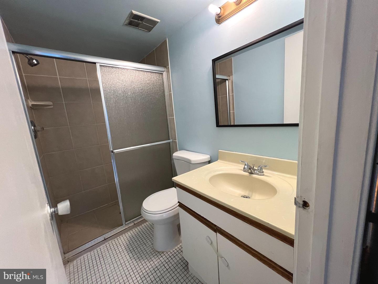 527 Florida Ave #103 Property Photo 16