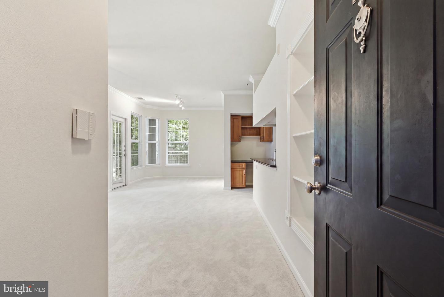 12112 Garden Grove Cir #201 Property Photo 6