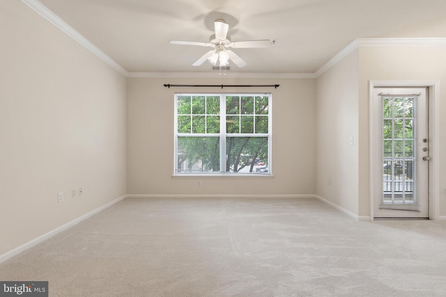 12112 Garden Grove Cir #201 Property Photo 8