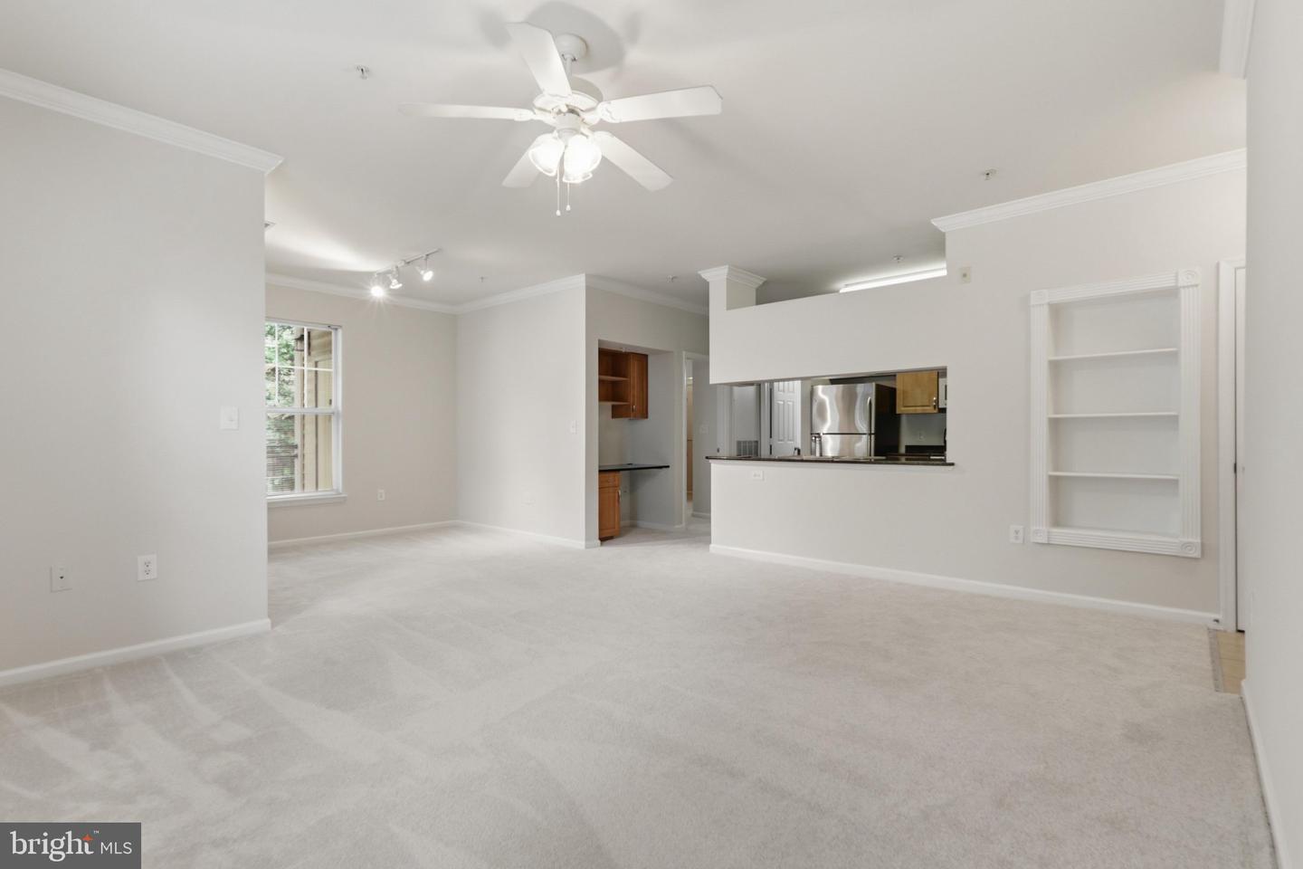 12112 Garden Grove Cir #201 Property Photo 9