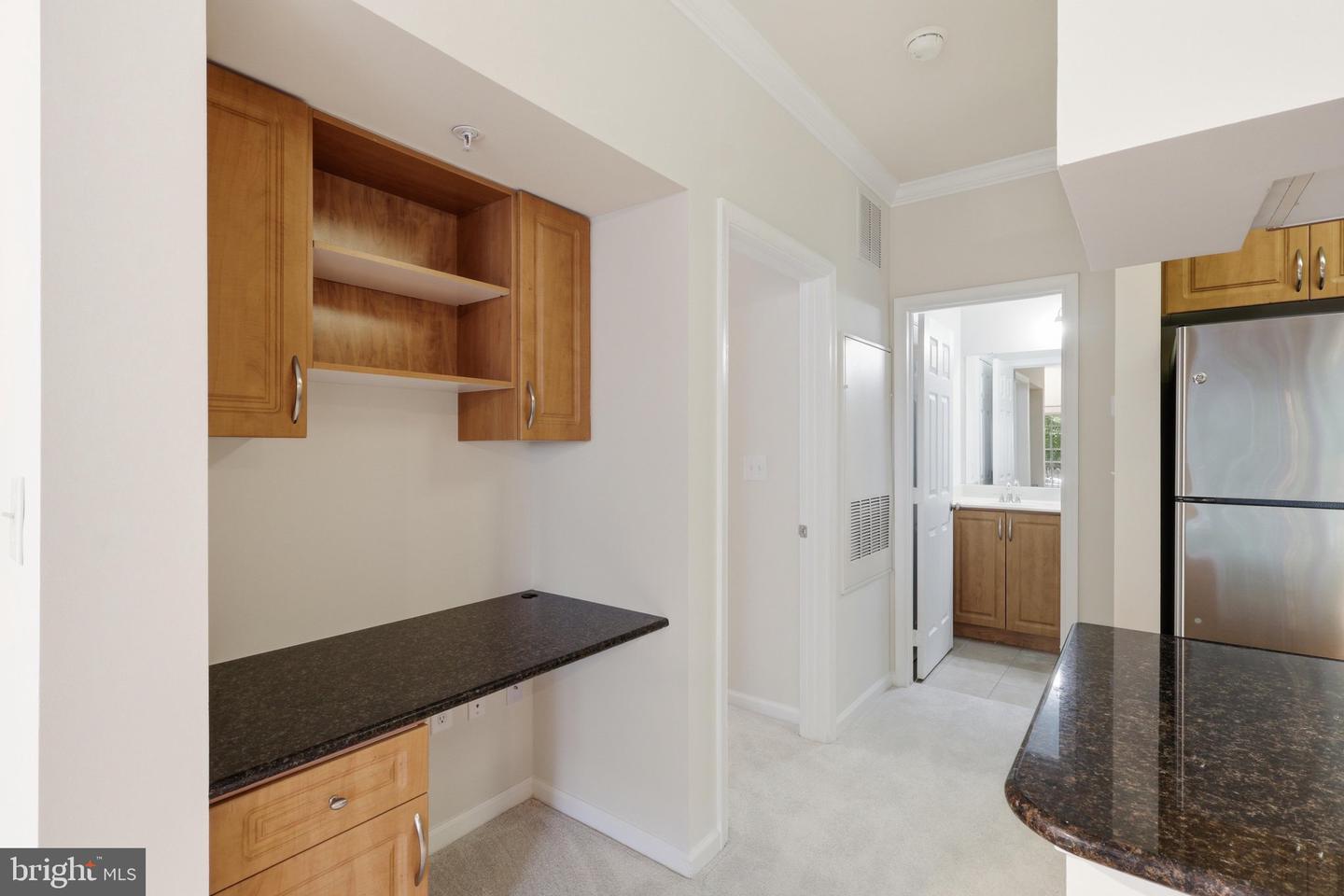 12112 Garden Grove Cir #201 Property Photo 12