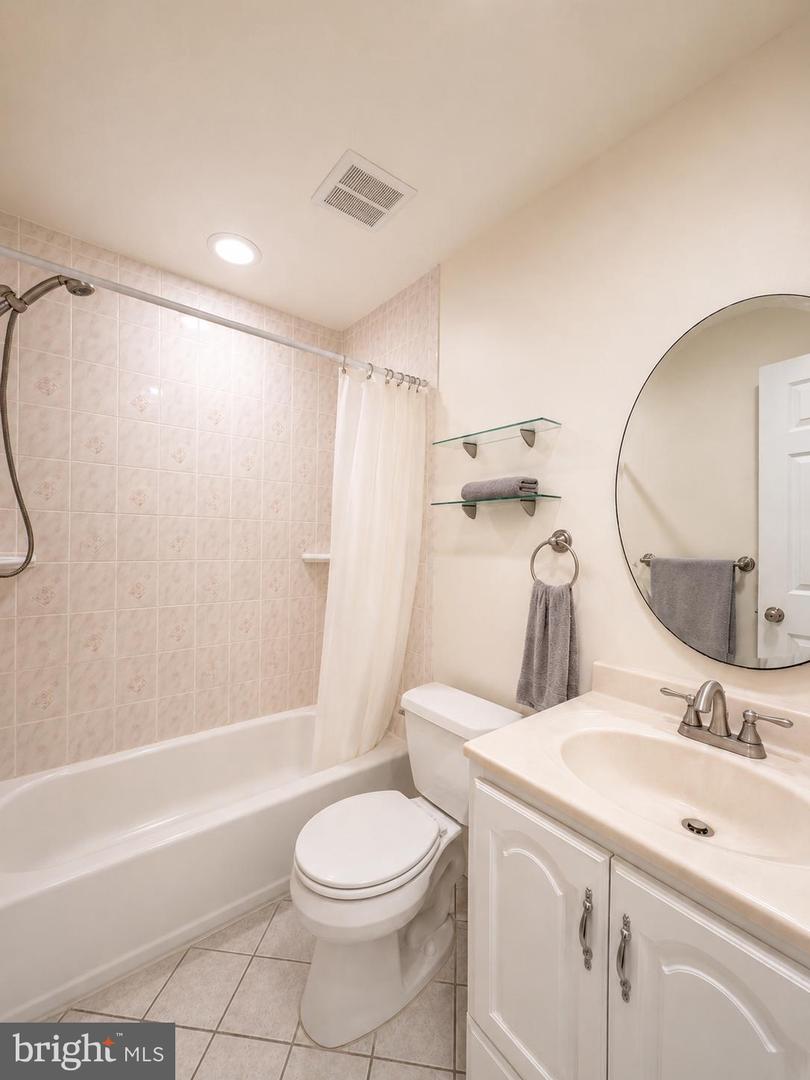 1795 Westwind Way #51 Property Photo 6