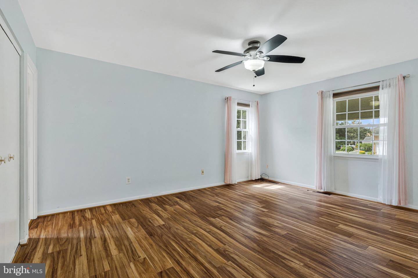 1107 Treeside Ln Property Photo 25