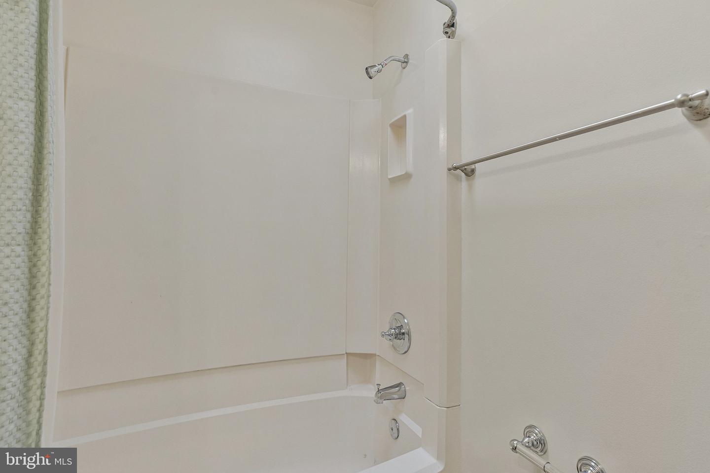 1107 Treeside Ln Property Photo 33