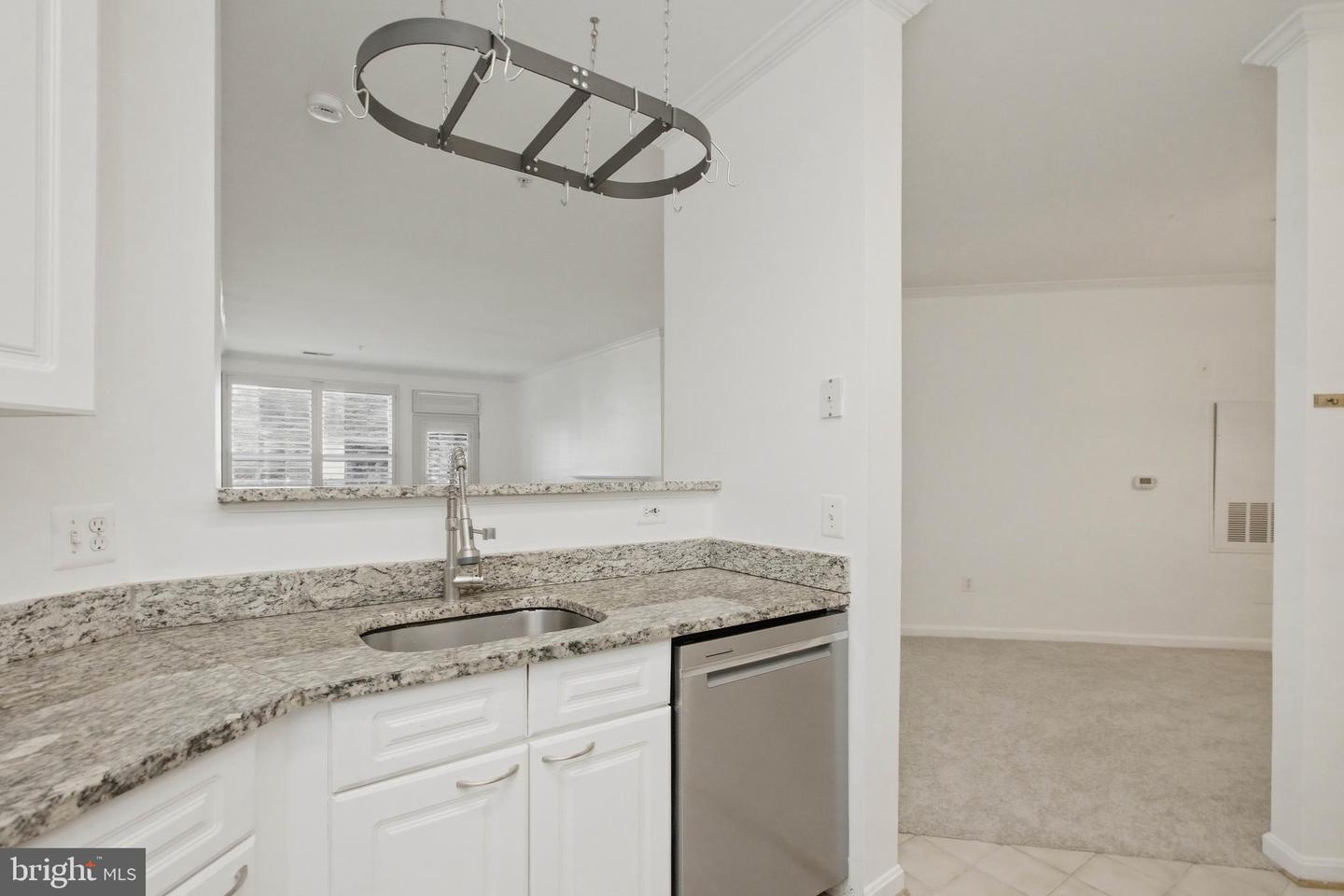 2711 Bellforest Ct #305 Property Photo 8