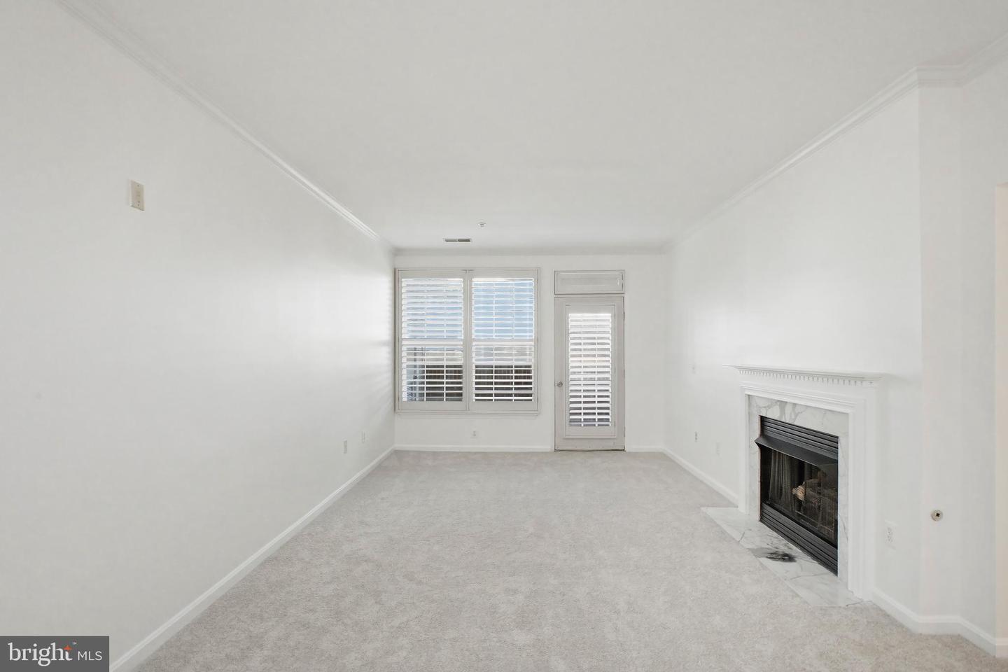 2711 Bellforest Ct #305 Property Photo 11