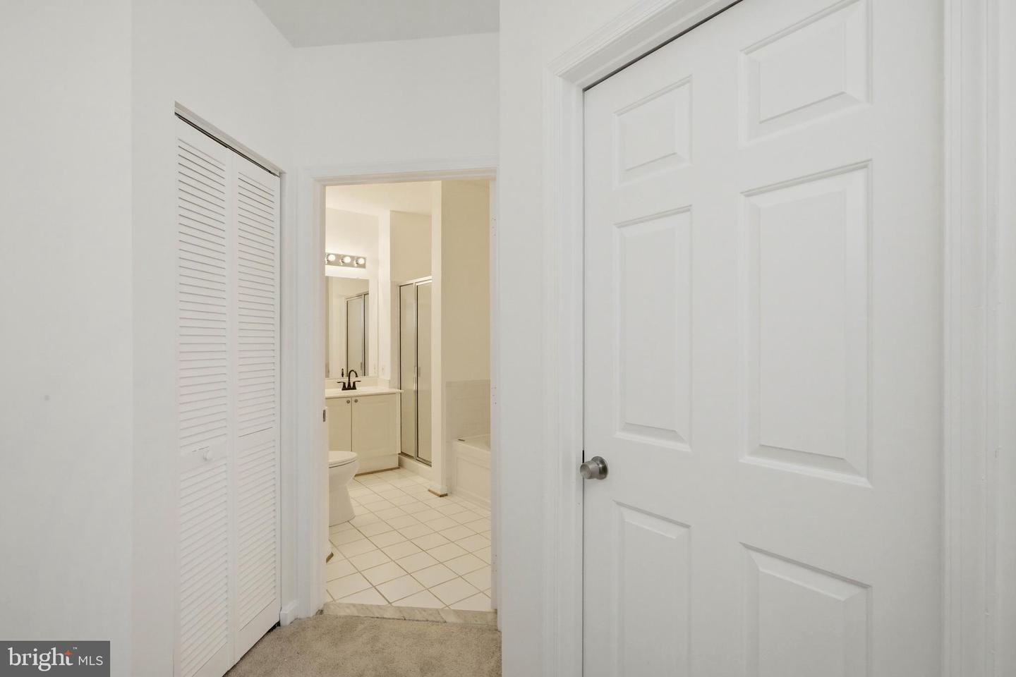 2711 Bellforest Ct #305 Property Photo 19