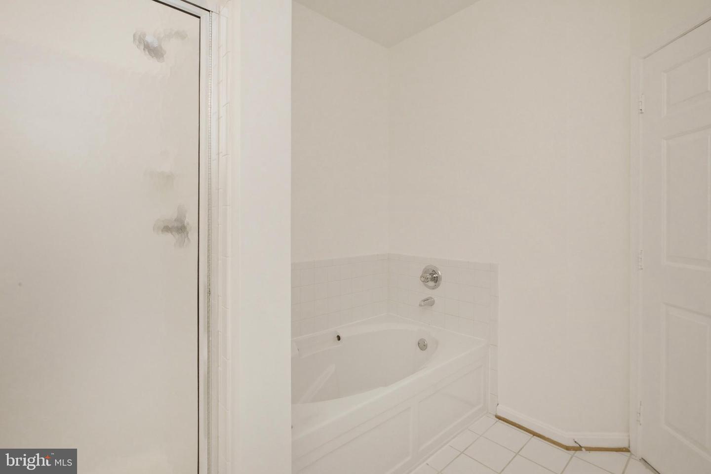 2711 Bellforest Ct #305 Property Photo 22