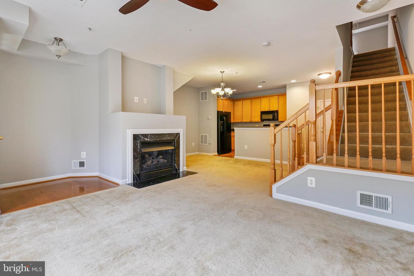 4455 Beacon Grove Cir #706a Property Photo 3