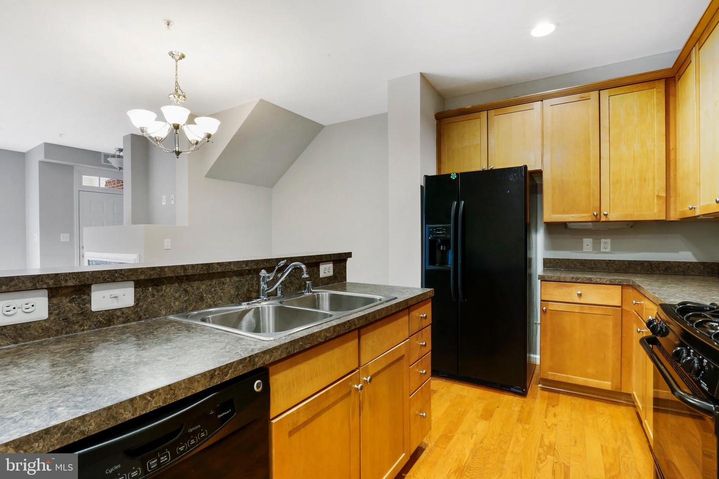 4455 Beacon Grove Cir #706a Property Photo 5