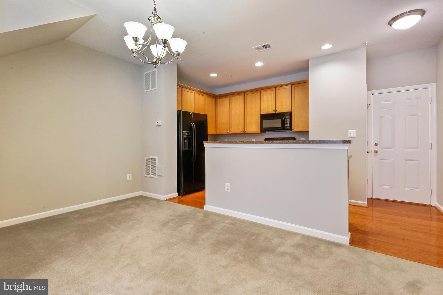 4455 Beacon Grove Cir #706a Property Photo 8