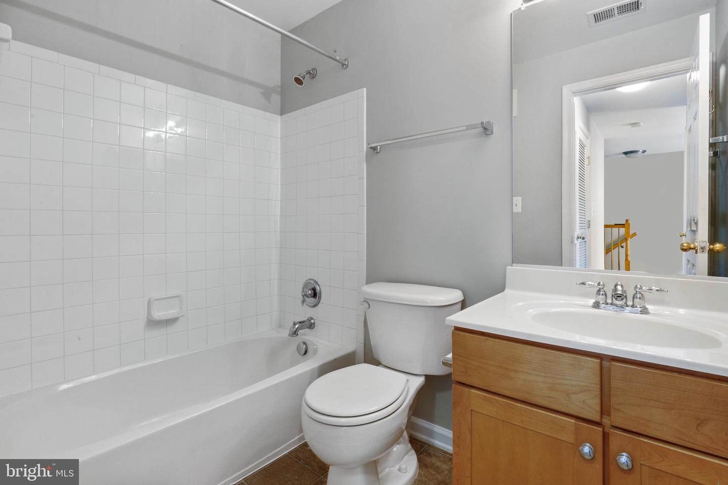4455 Beacon Grove Cir #706a Property Photo 15