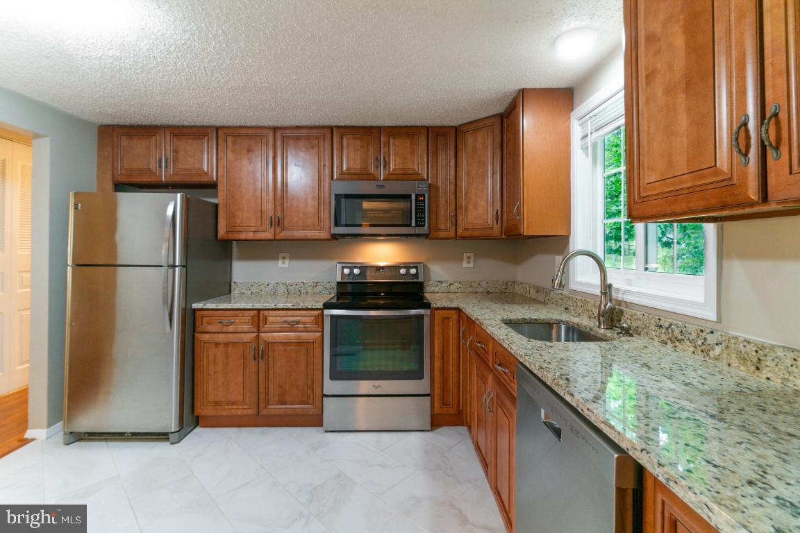 5906 Oak Leather Dr Property Photo 11