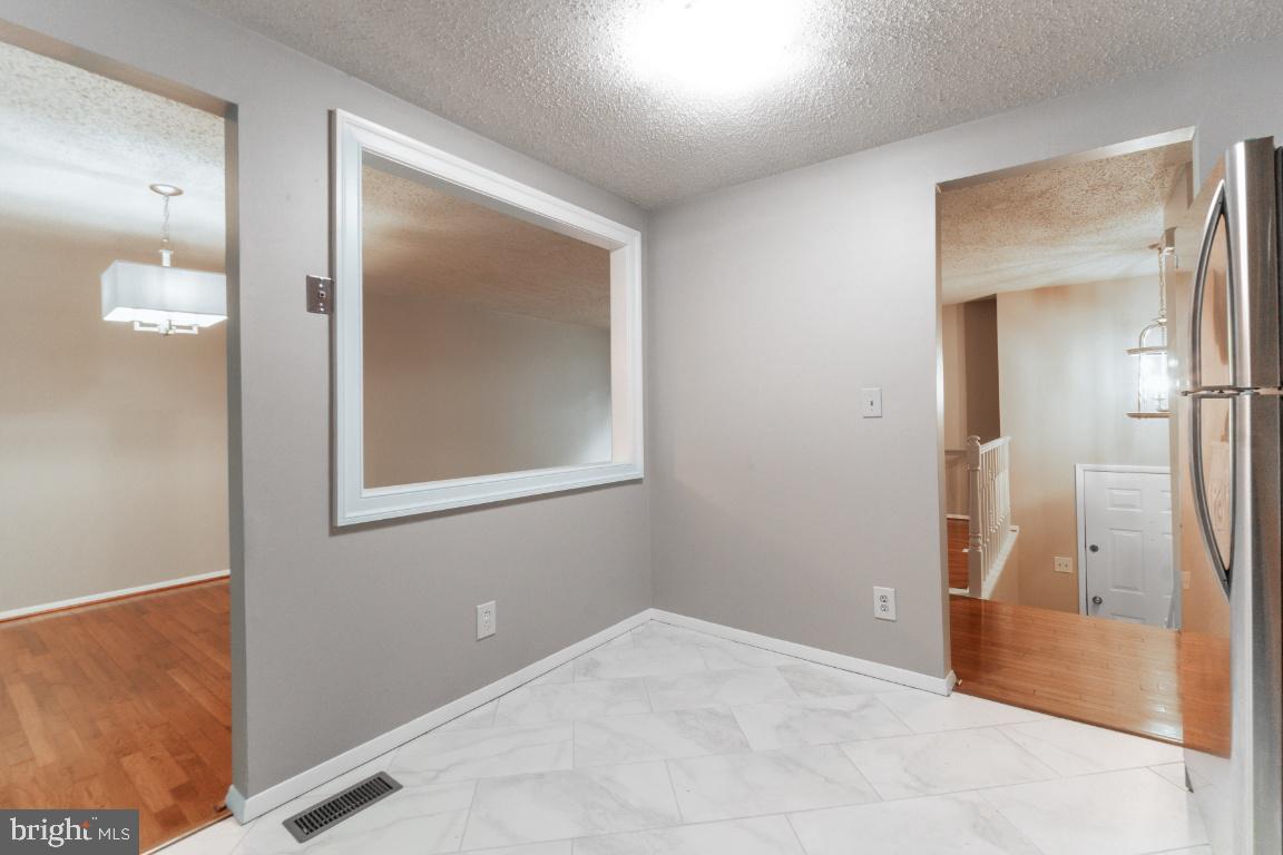 5906 Oak Leather Dr Property Photo 12