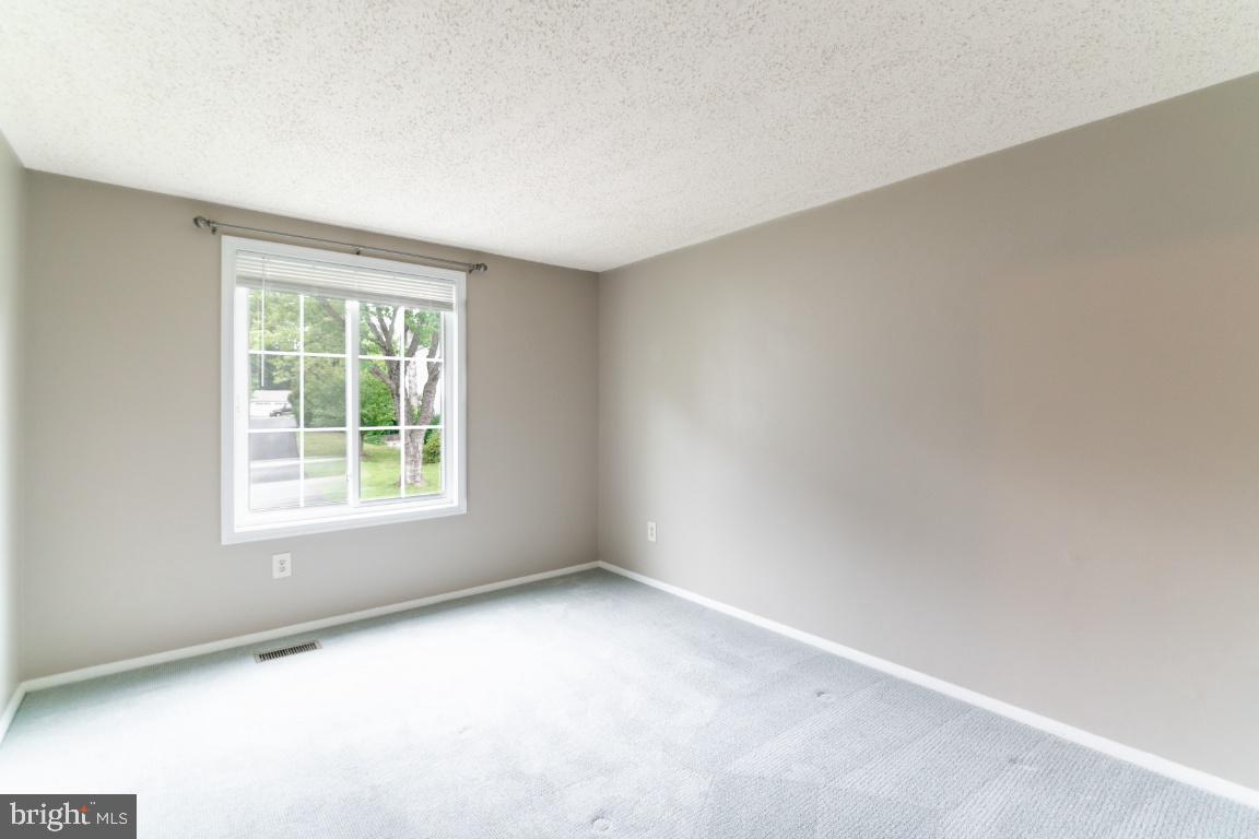 5906 Oak Leather Dr Property Photo 17