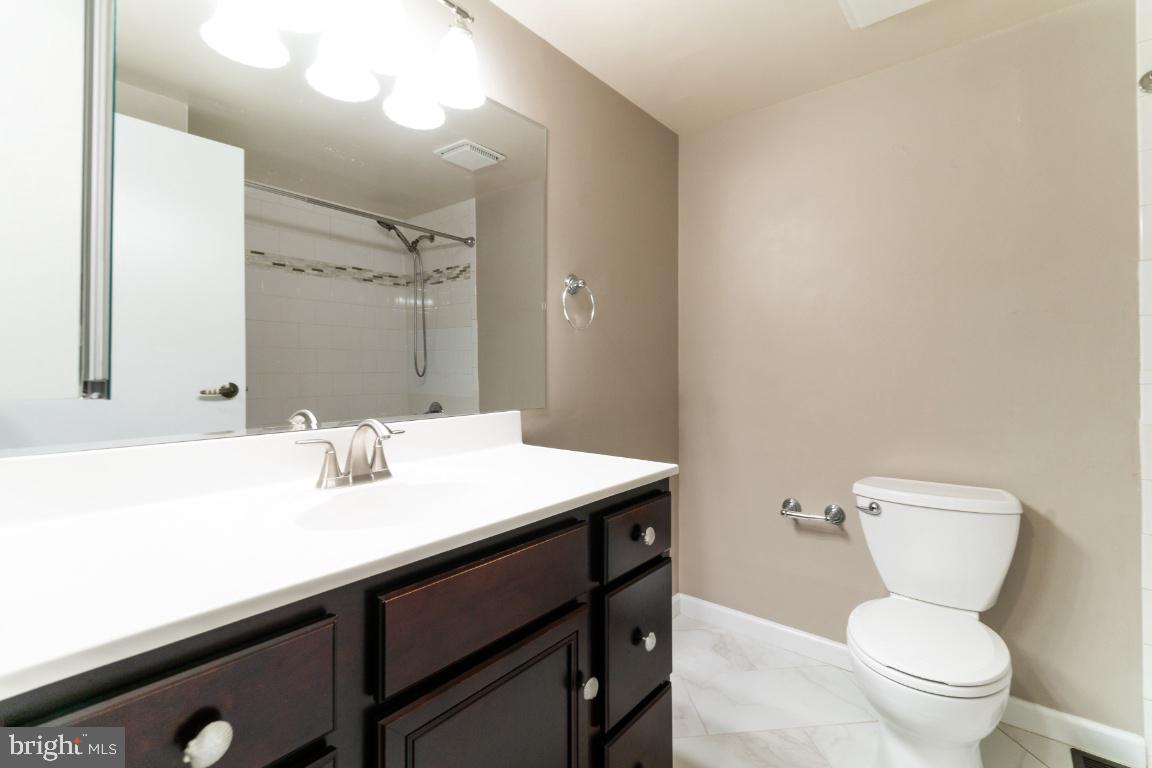 5906 Oak Leather Dr Property Photo 23