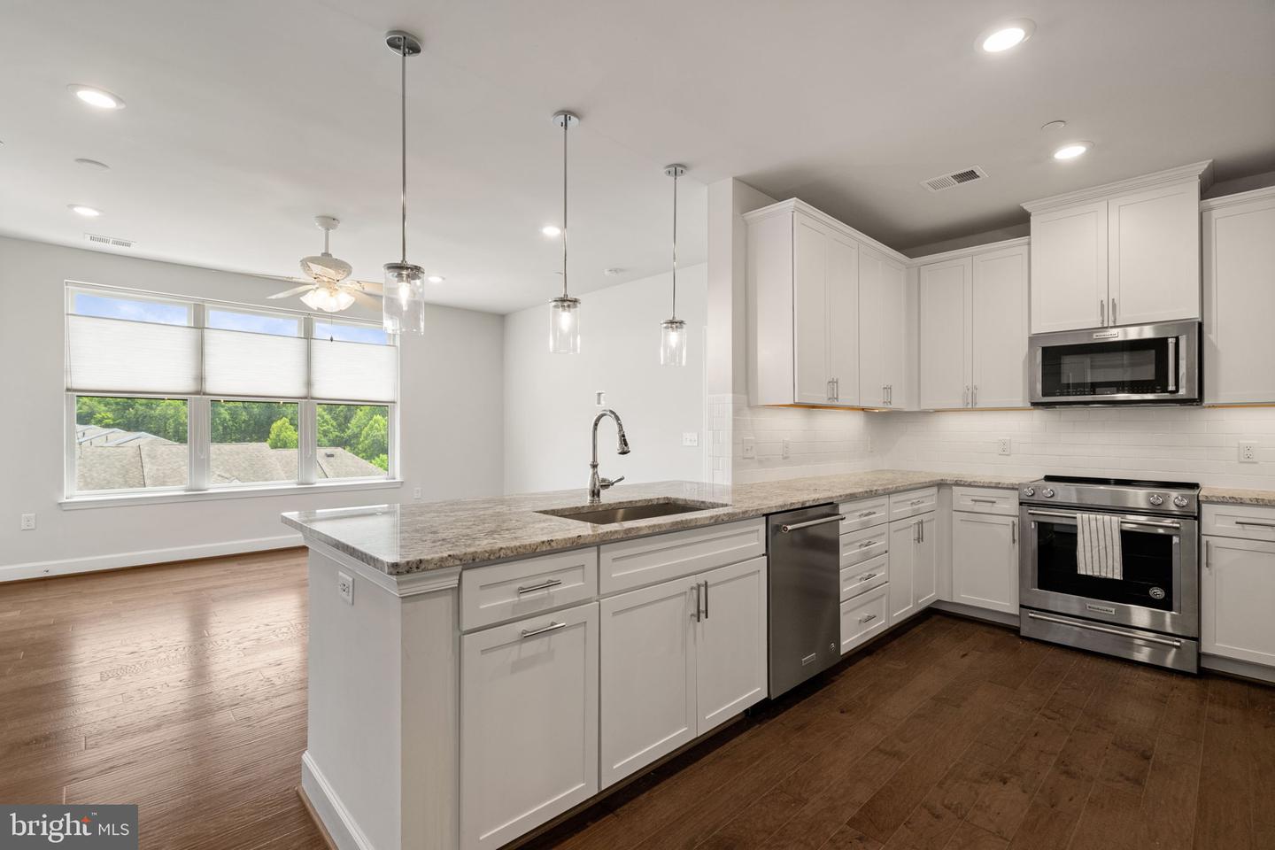 2960 Vaden Dr #2-413 Property Photo 17