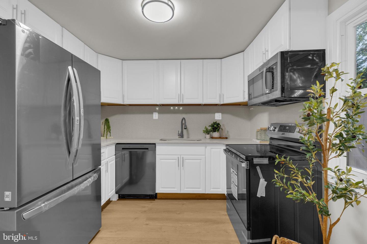 3046 Talking Rock Dr Property Photo 12