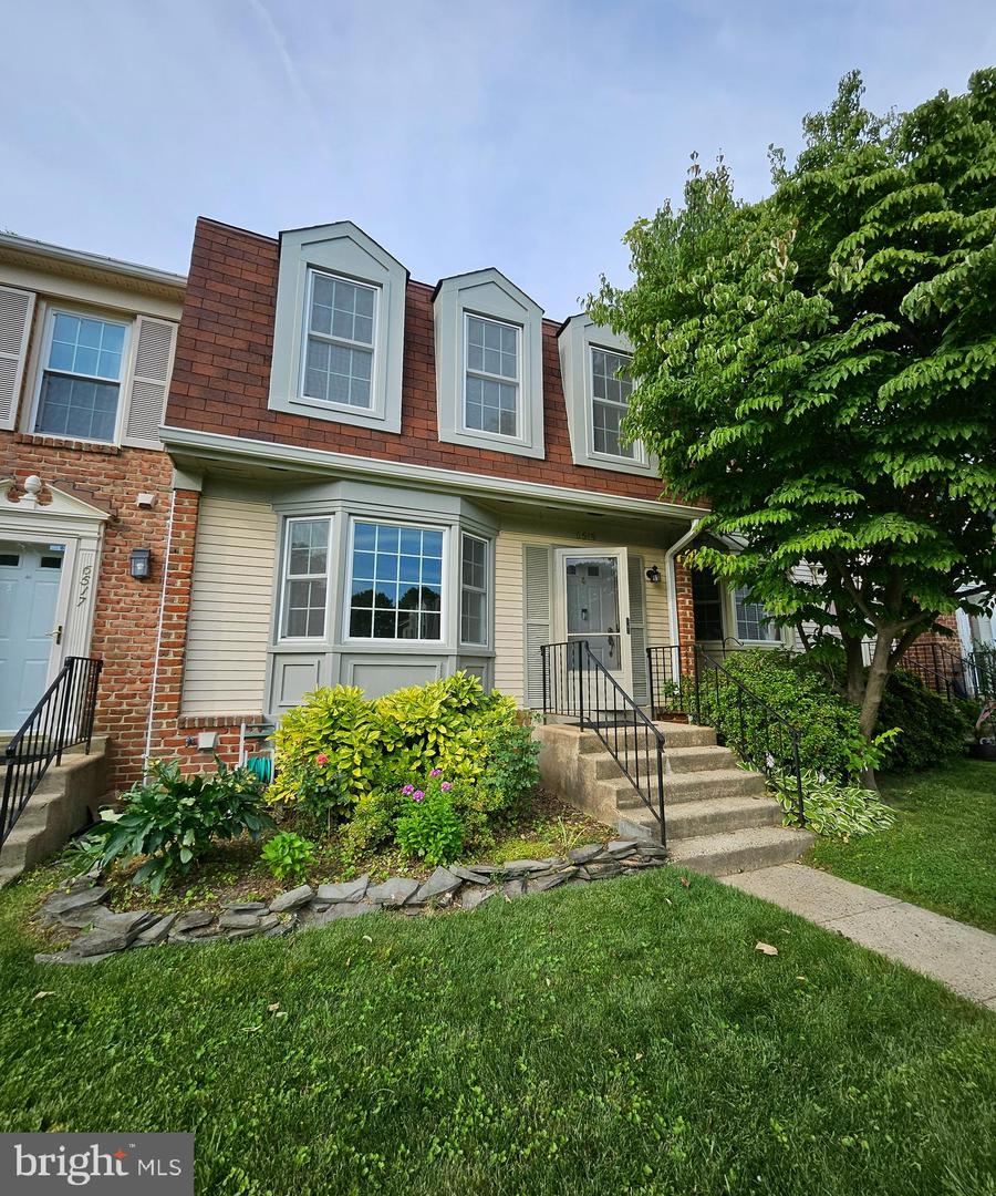 6519 Kemper Lakes Ct Property Photo 1