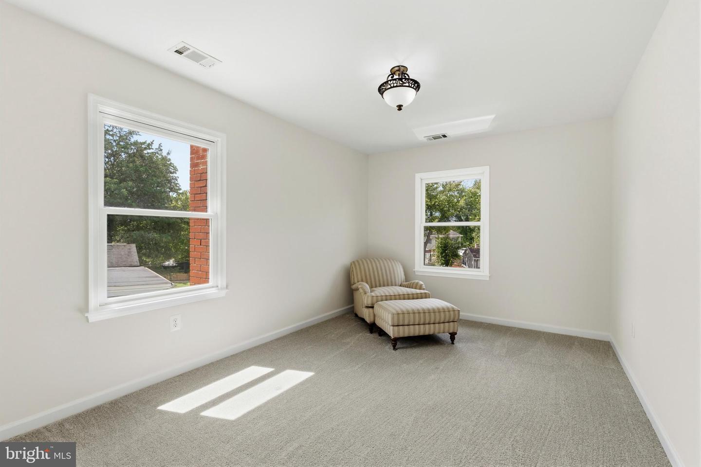 6268 Wills St Property Photo 27