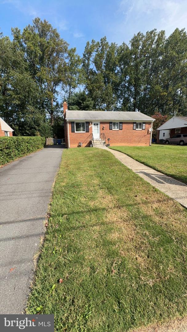 7424 MARC DR Property Photo 1