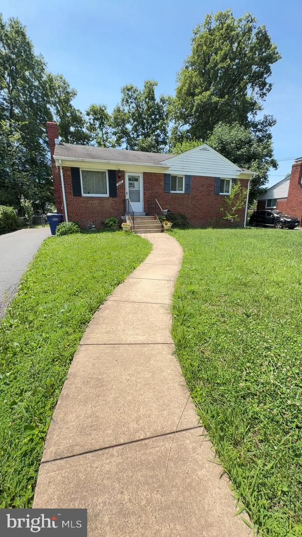7425 Marc Dr Property Photo 1