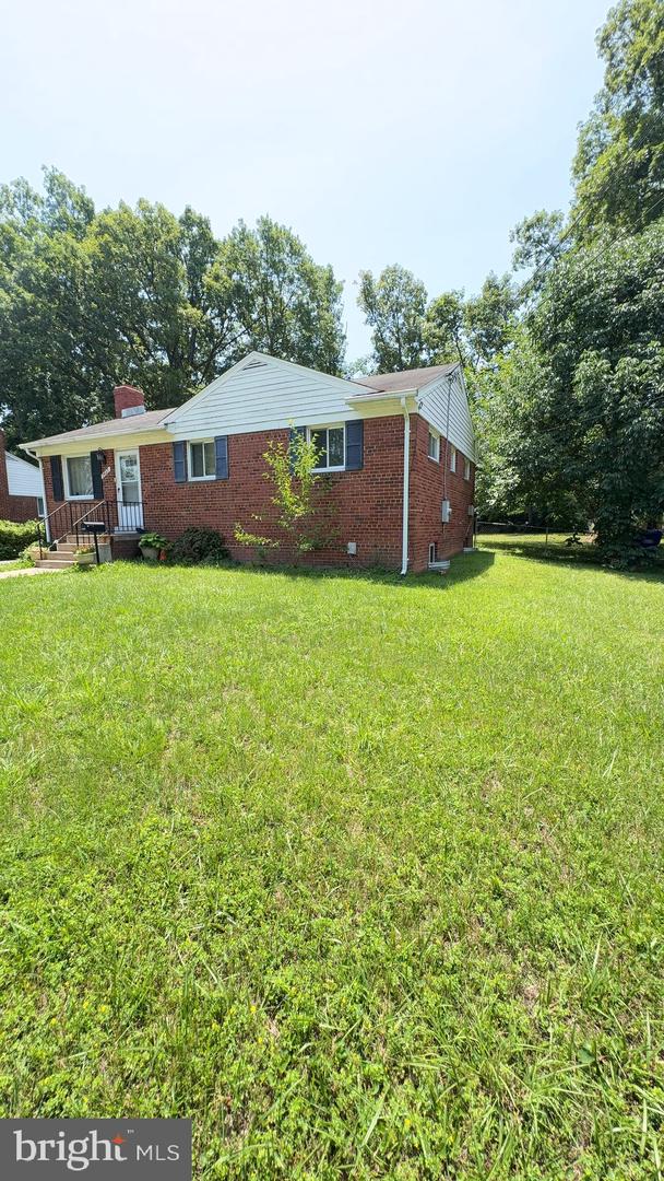 7425 Marc Dr Property Photo 3