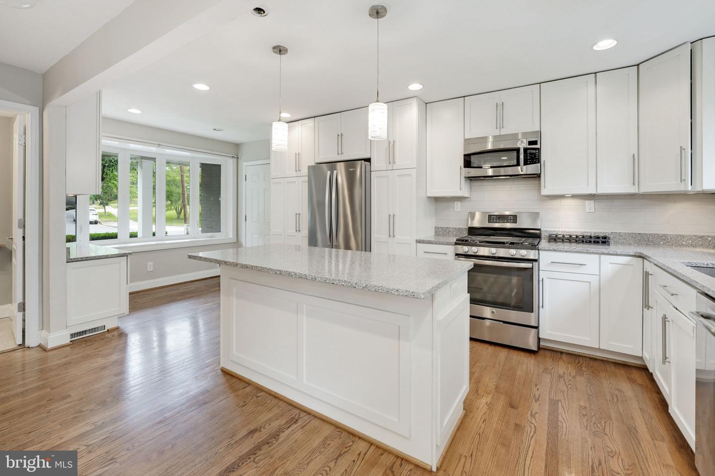 6811 Lemon Rd Property Photo 4