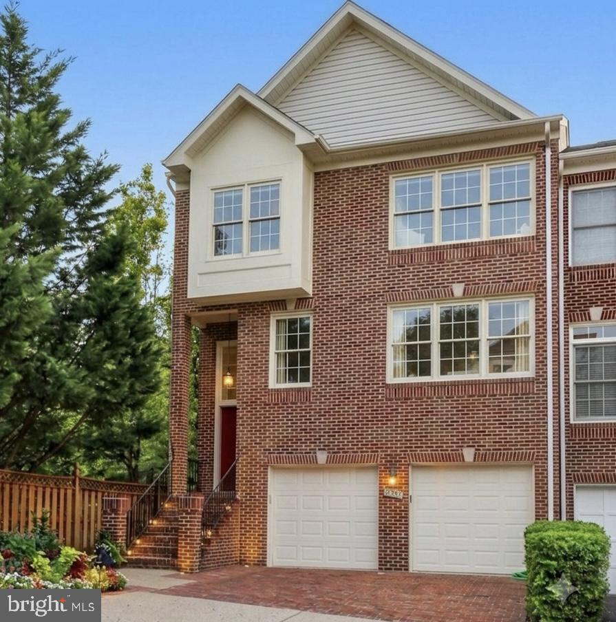 9510 GATECROSS PL