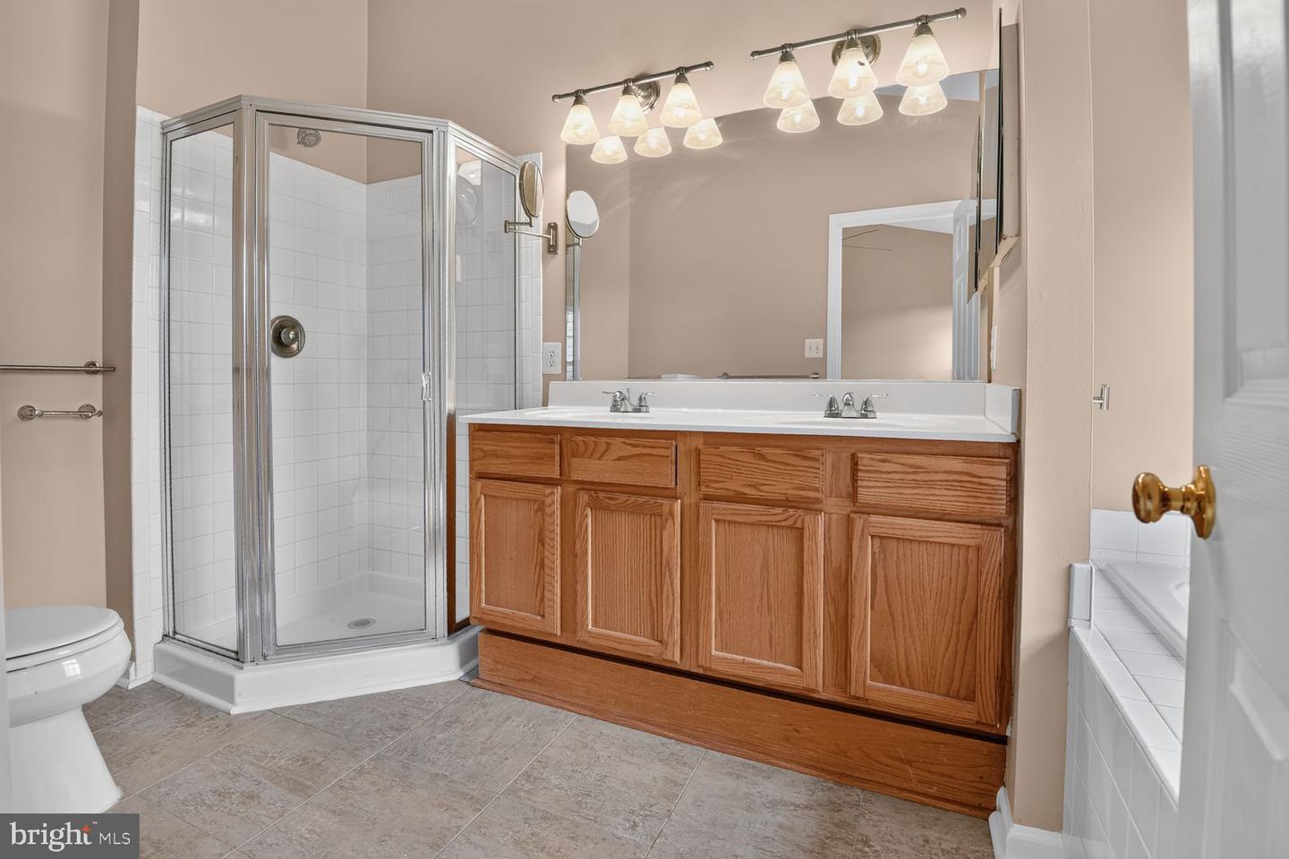 13225 Rolling Plains Ct Property Photo 33