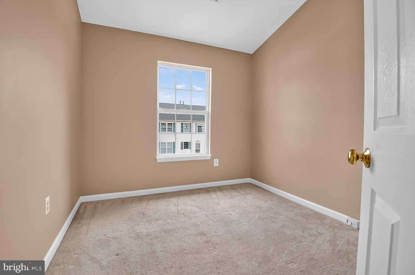 13225 Rolling Plains Ct Property Photo 38