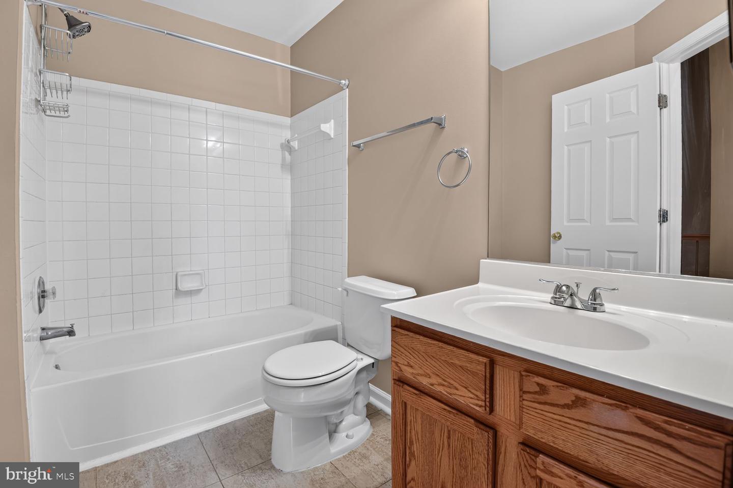 13225 Rolling Plains Ct Property Photo 39