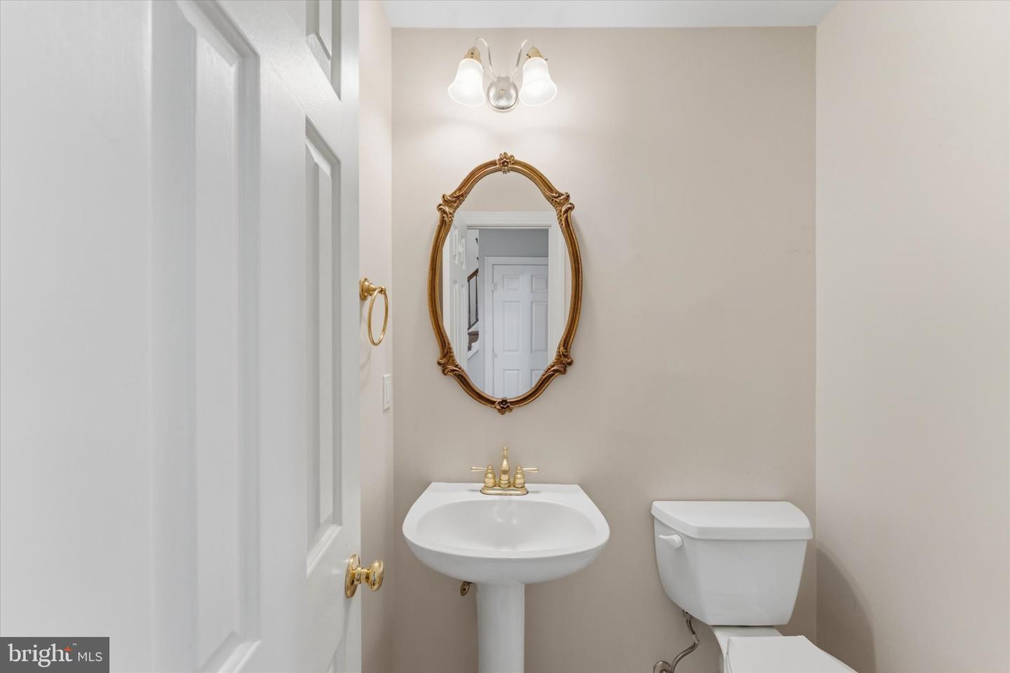 13004 Graphite Ct Property Photo 7