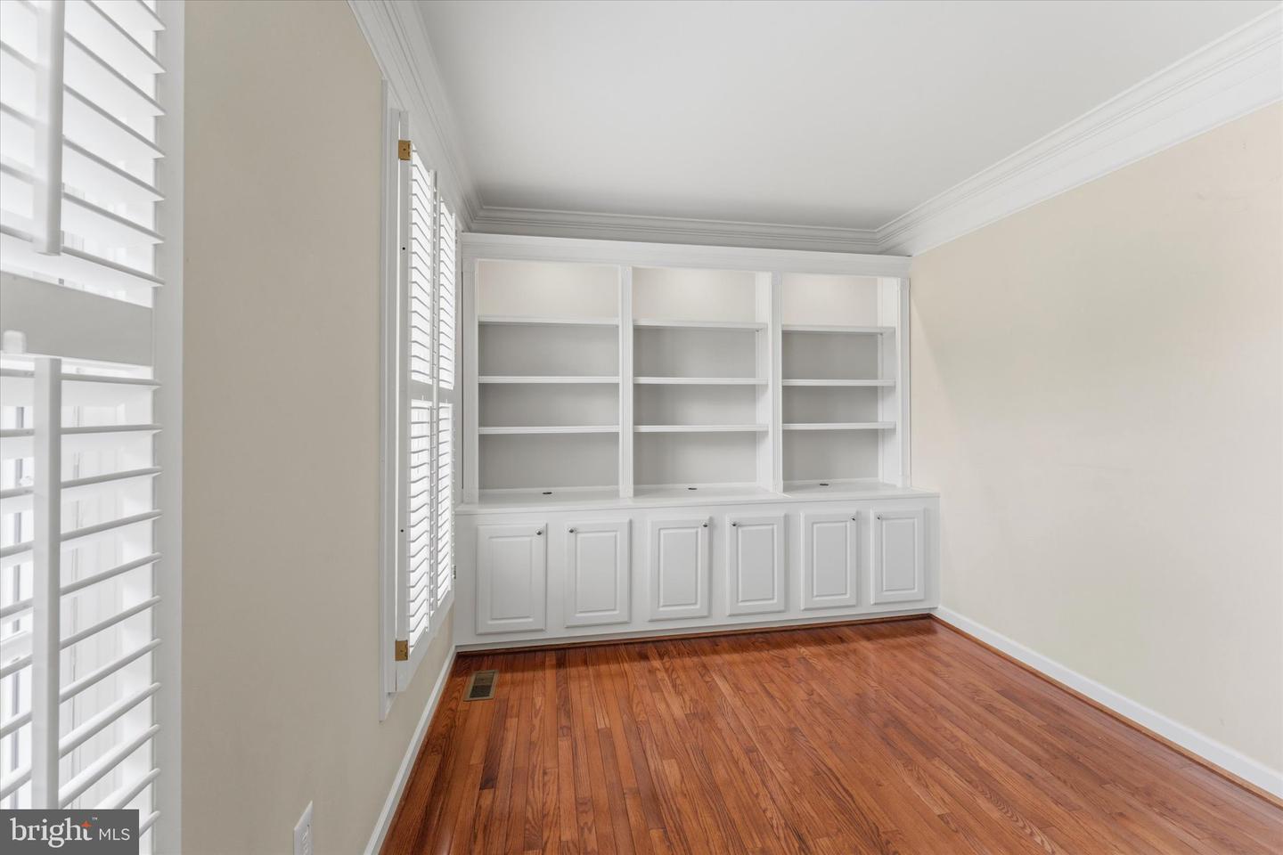 13004 Graphite Ct Property Photo 8