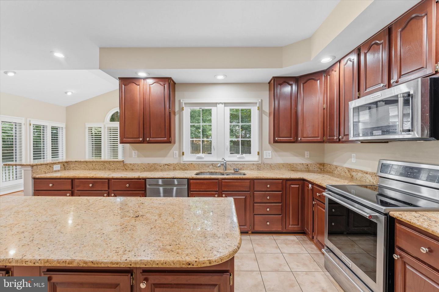 13004 Graphite Ct Property Photo 15