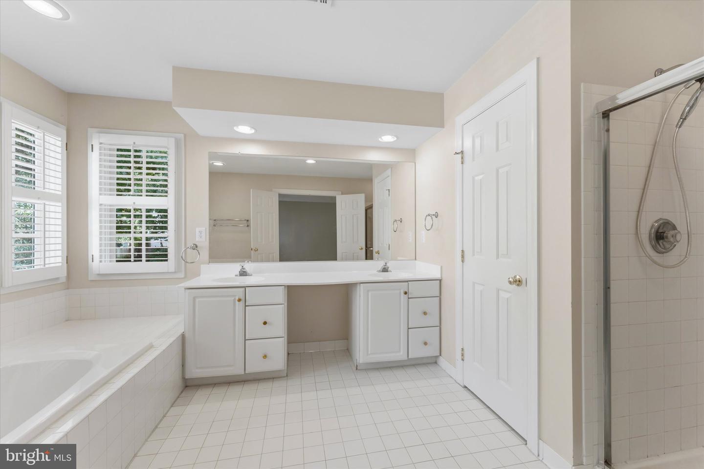 13004 Graphite Ct Property Photo 35