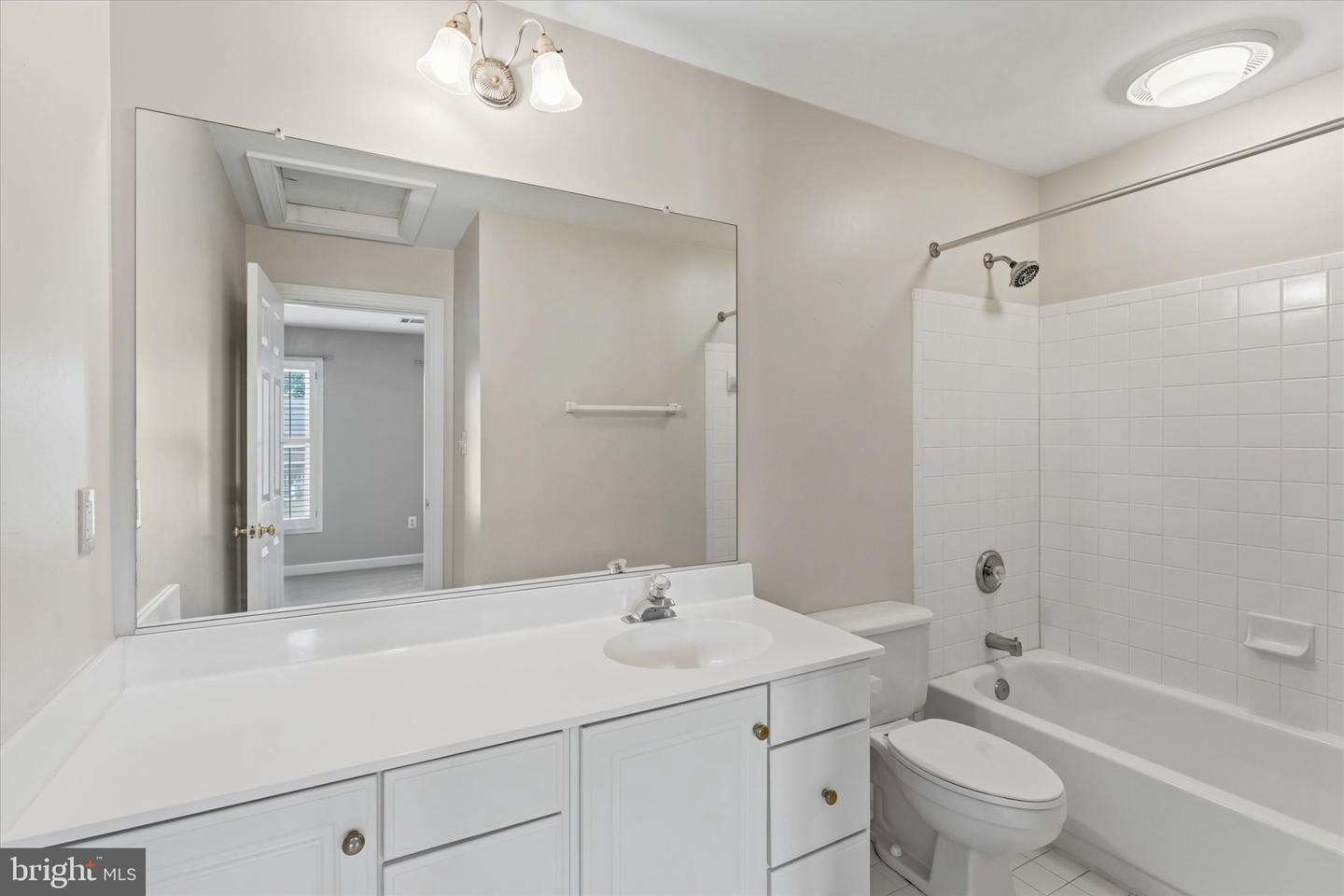 13004 Graphite Ct Property Photo 47