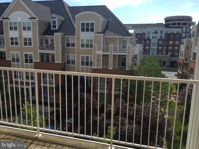 2701 Bellforest Ct #403 Property Photo 2