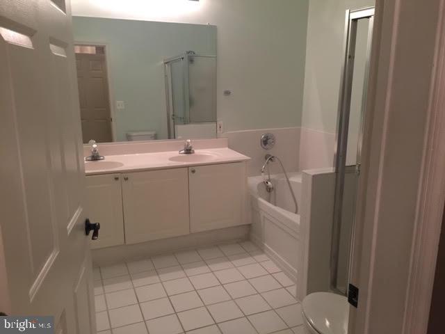 2701 Bellforest Ct #403 Property Photo 8