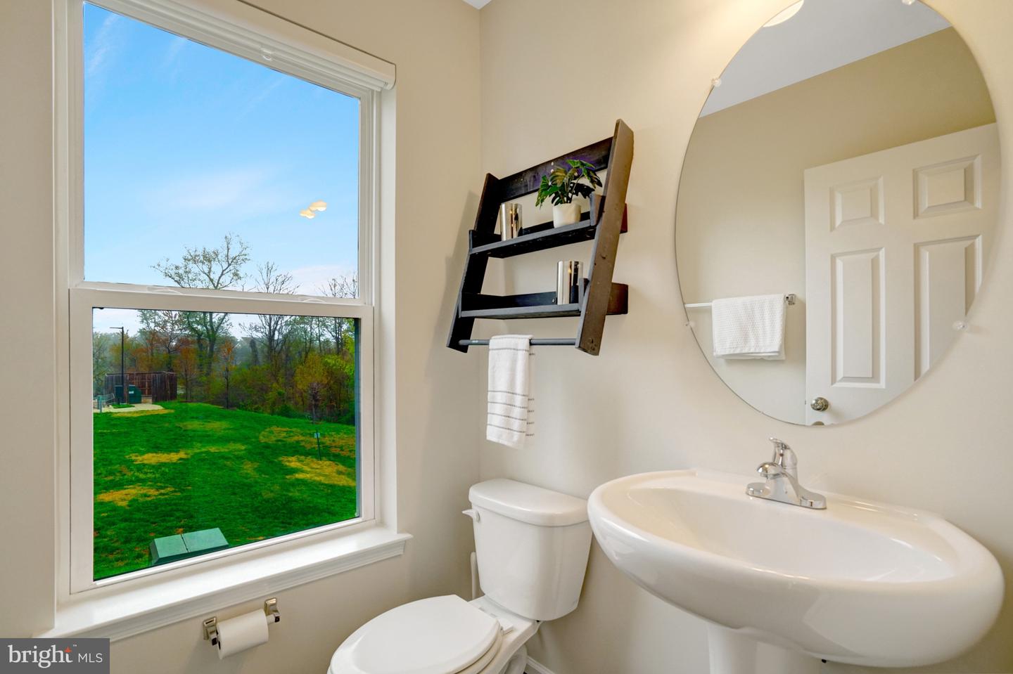 8374 Sallyport St Property Photo 15