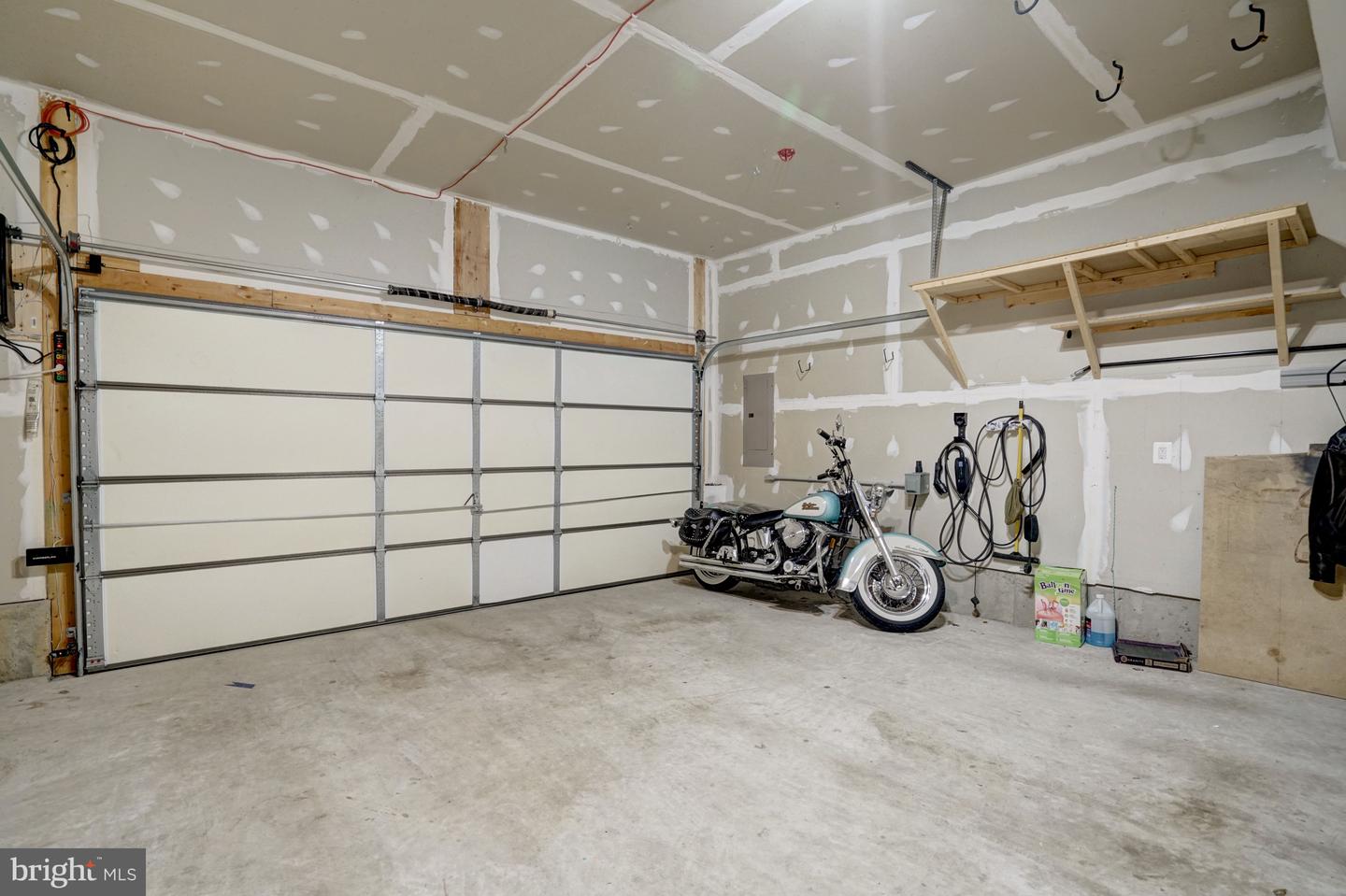 8374 Sallyport St Property Photo 23