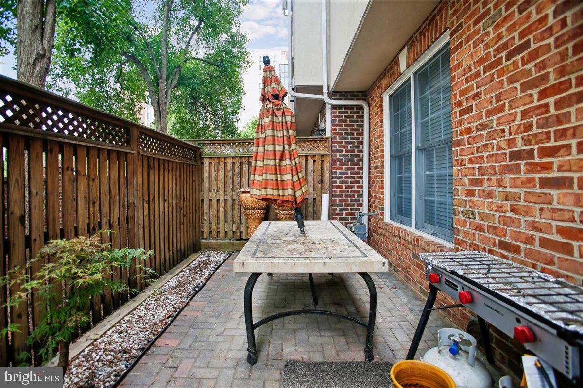 1309 Mclean Crest Ct Property Photo 49