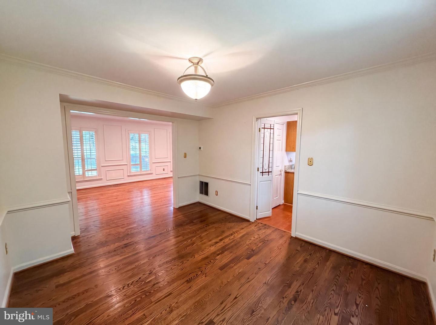 4819 Powell Rd Property Photo 11
