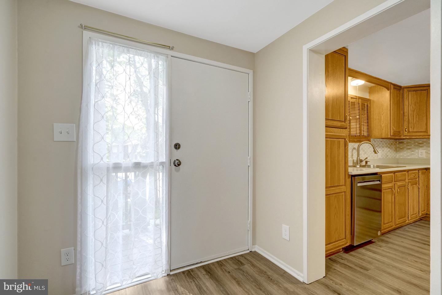 4445 Elan Ct Property Photo 5