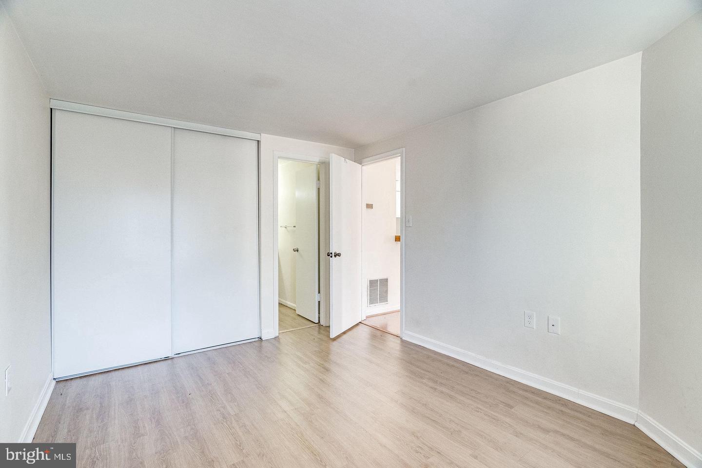4418 Pembrook Village Dr #121 Property Photo 14