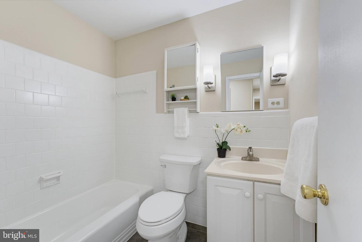 7048 Cindy Ln Property Photo 10