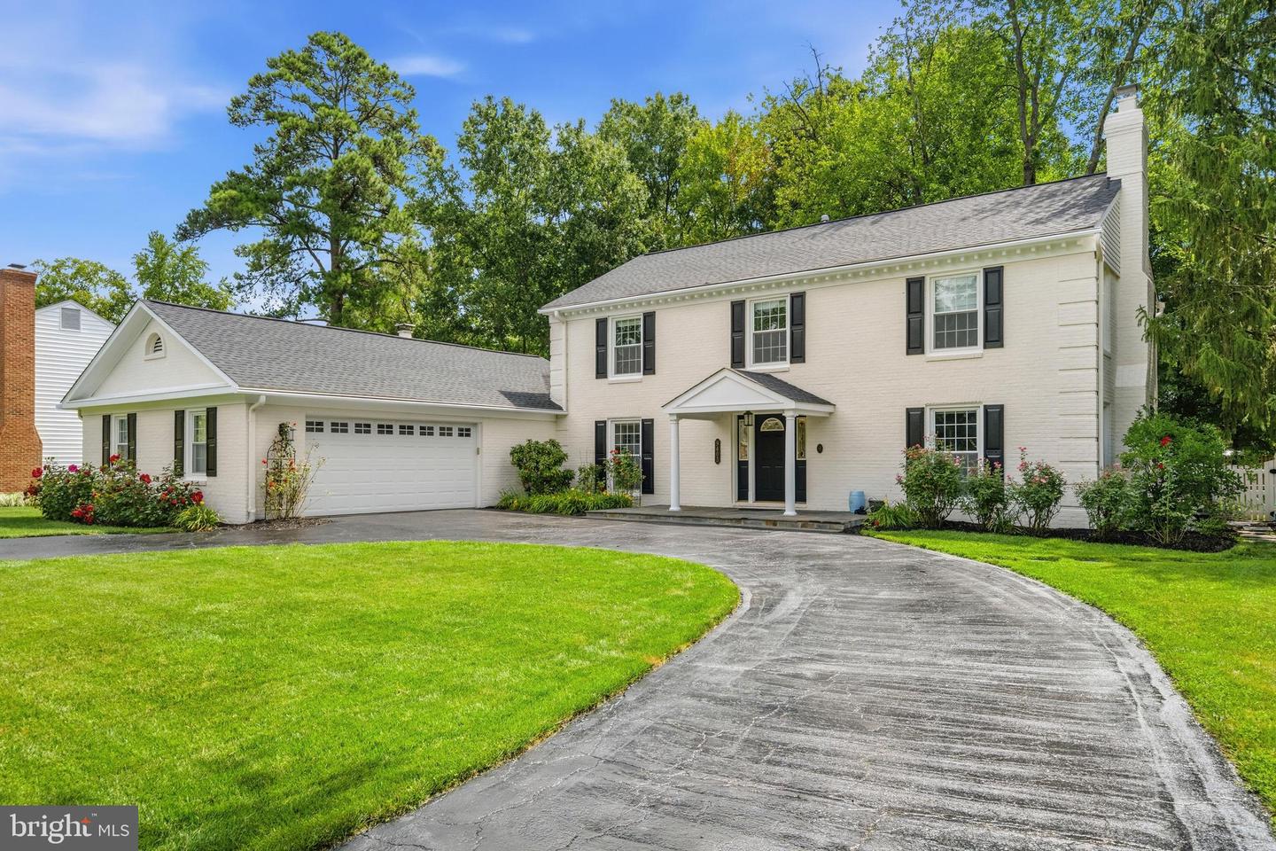 9403 Ferry Landing Ct Property Photo 6