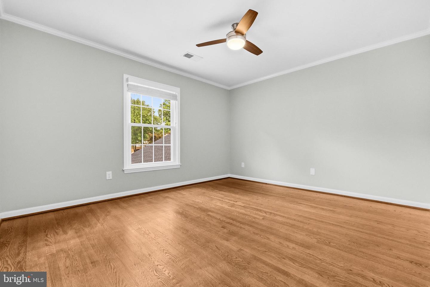 9403 Ferry Landing Ct Property Photo 37
